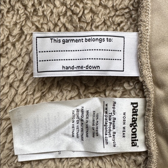 Patagonia Kids Tan Fleece Hoodie - Picture 10 of 10